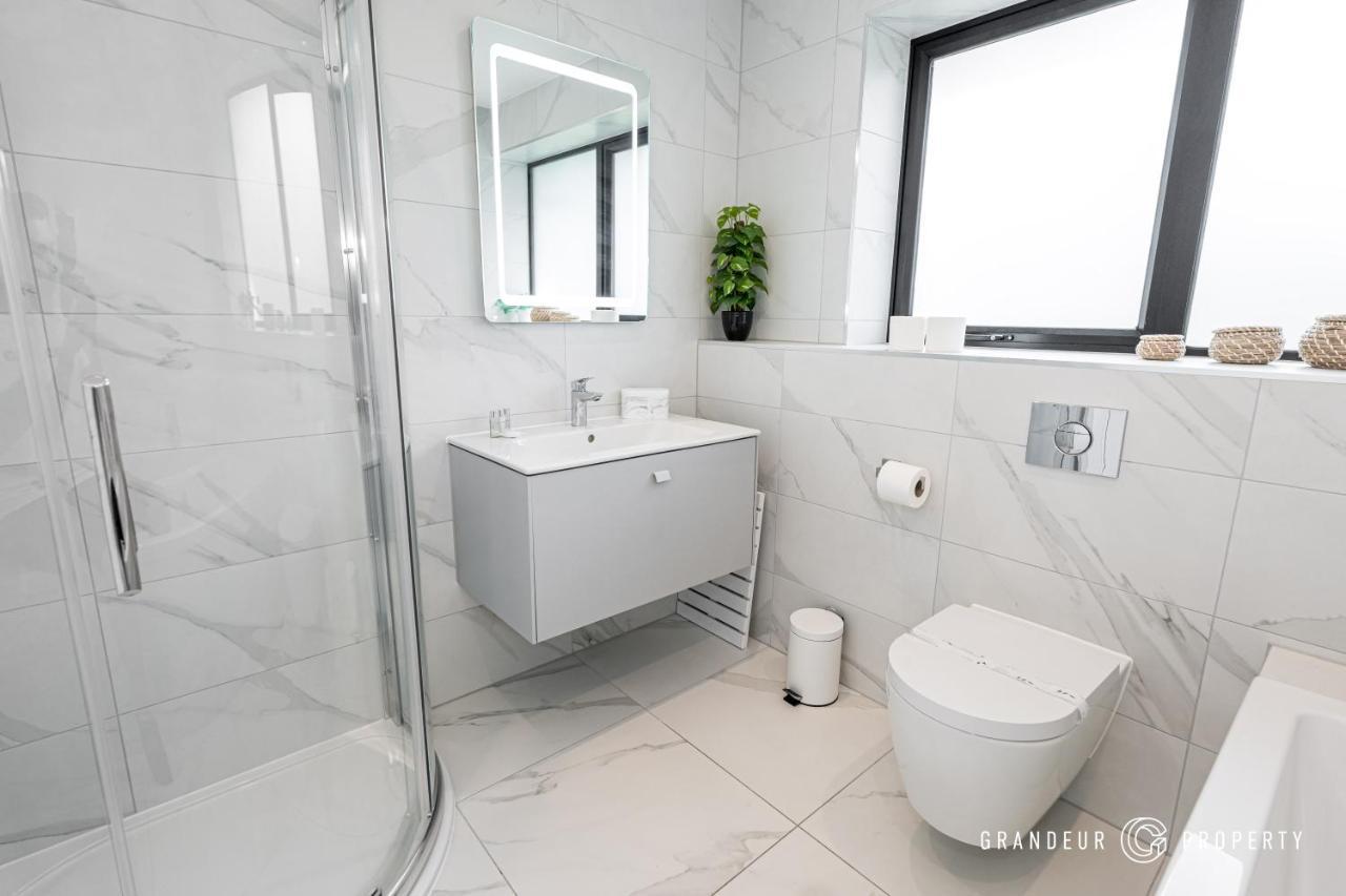 Carbery Ridge By Grandeur Property Bournemouth Eksteriør billede